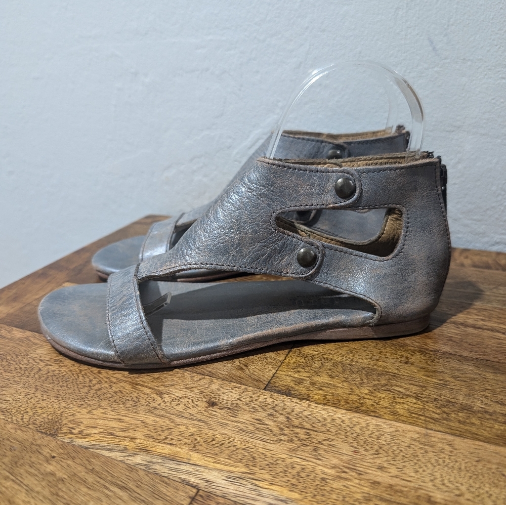 Bed Stu Women's‎ Soto Leather Sandals Silver Lux size 7 Fits like SZ 6